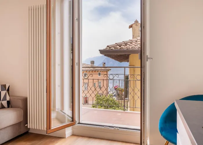 Garda Living Apartments Torbole