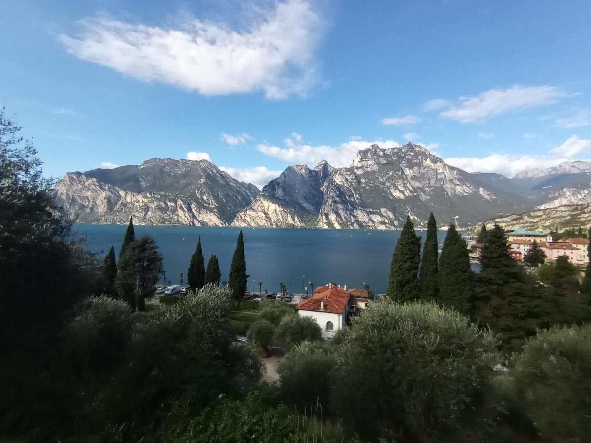 Bed & Breakfast Garda Living Apartments Torbole 2*