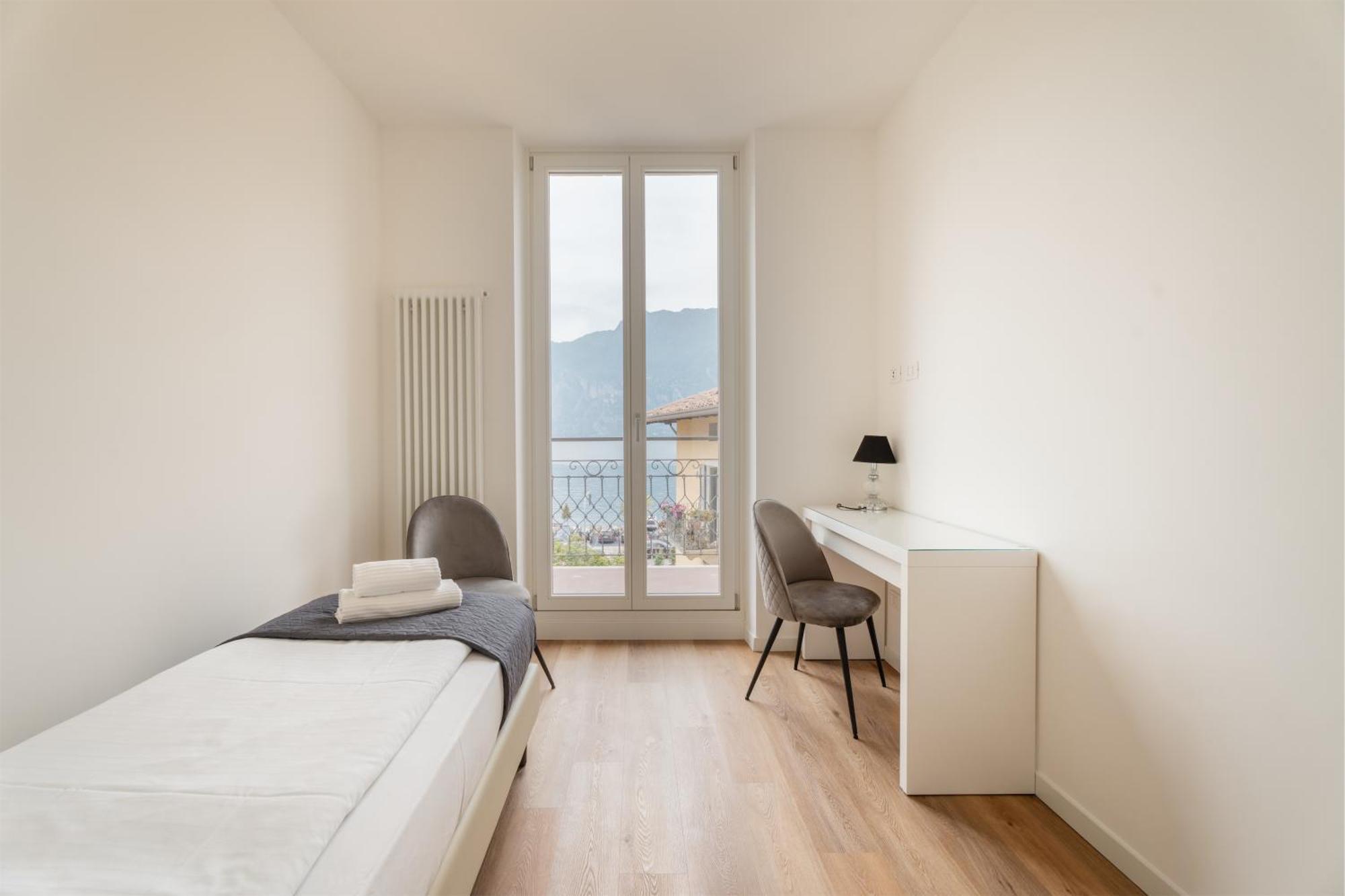 Garda Living Apartments Torbole Bed & Breakfast