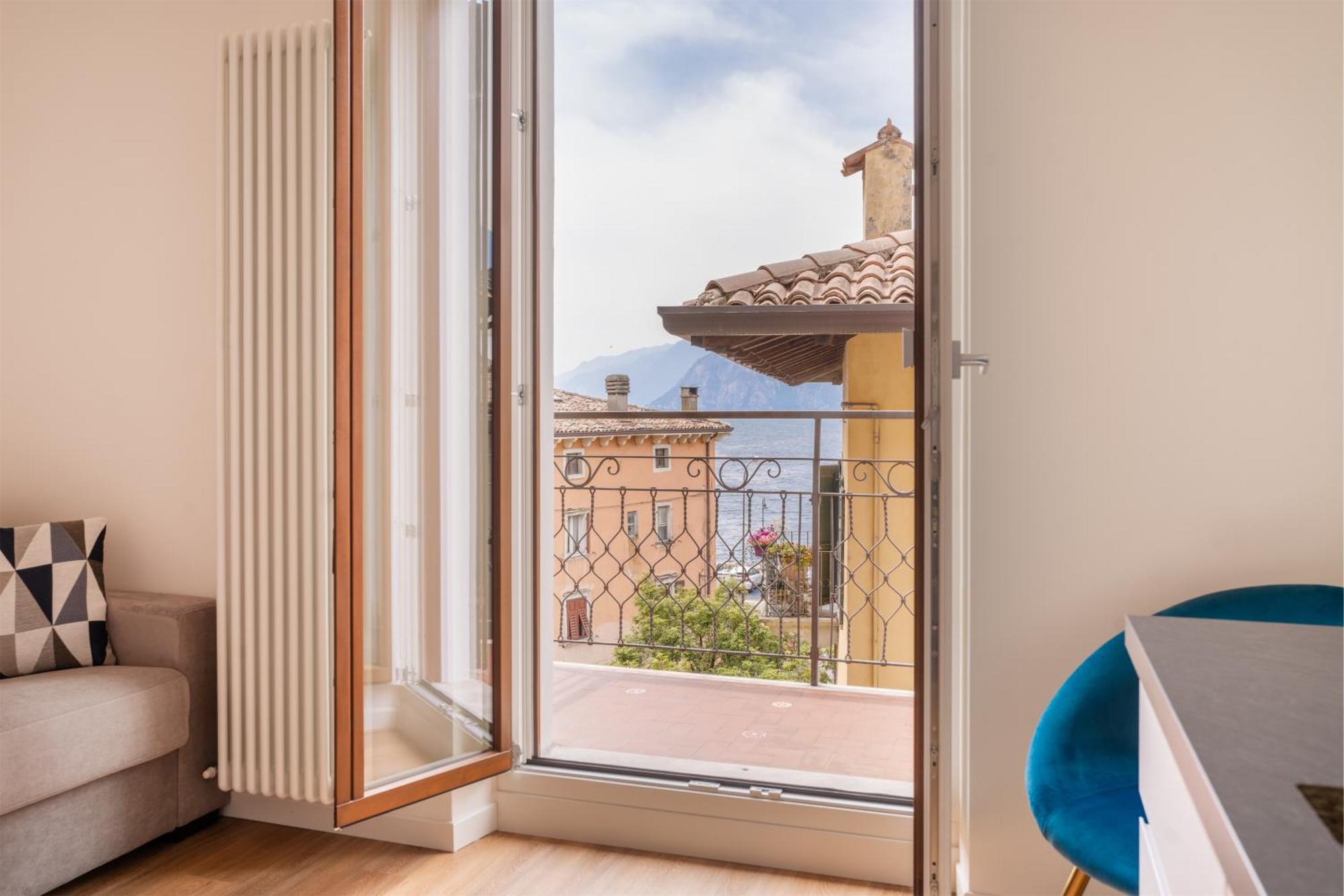 Garda Living Apartments Torbole Bed & Breakfast 2*