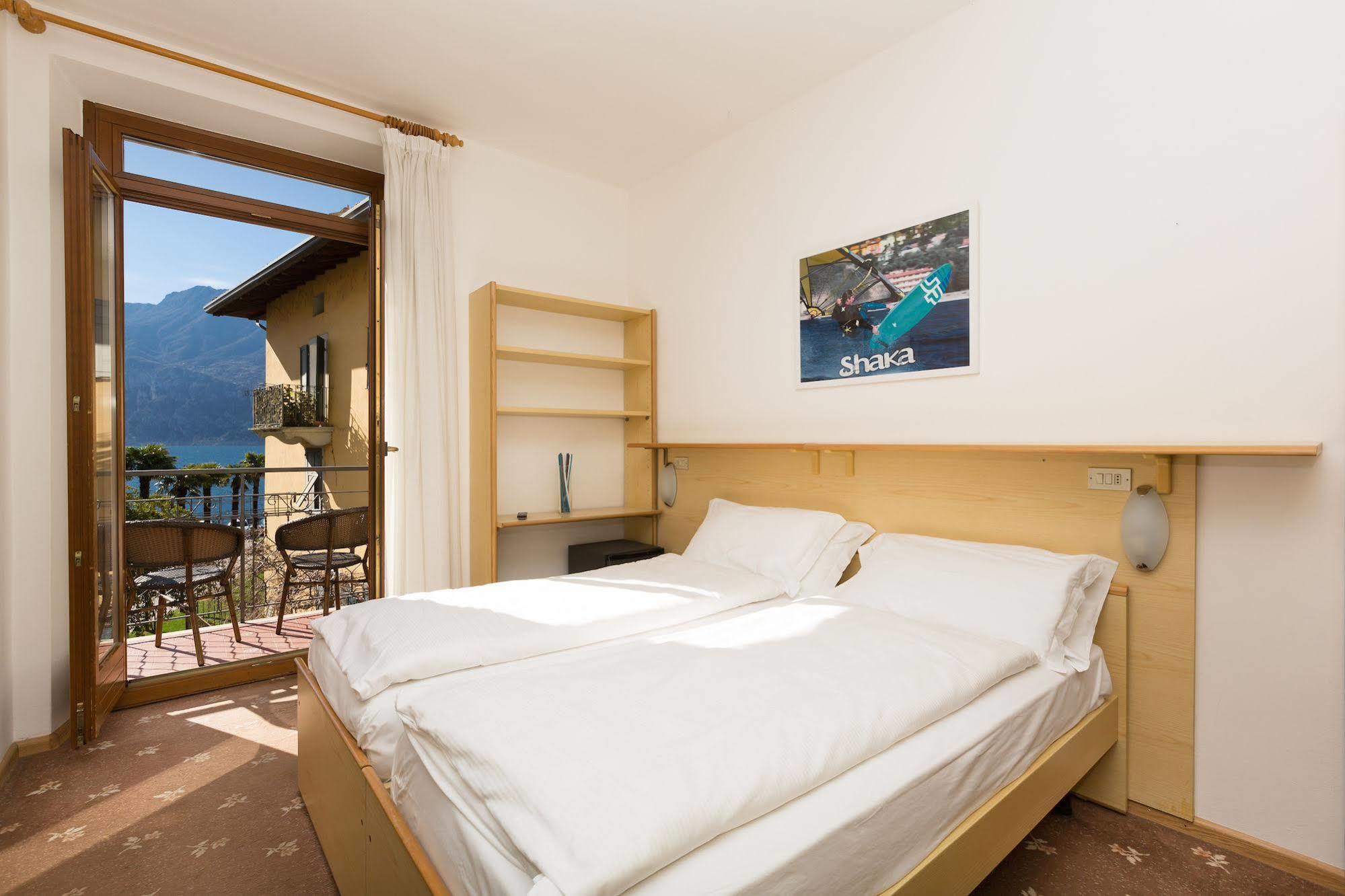 Garda Living Apartments Torbole 2*