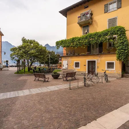 Garda Living Apartments Torbole Torbole Sul Garda Exterior photo
